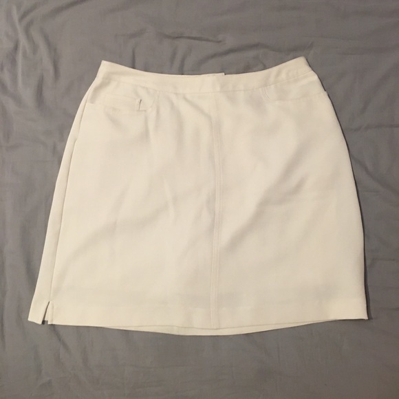 BUNDLE OF CLOTHES - Picture 1 of 3